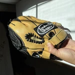 Louisville Slugger LP1350 13.5" Baseball Softball Glove Right Hand. Fixed Price $24.49.