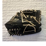 Worth Shut Out SQ12SX 12.5" Leather Softball Glove Left Hand, Wrist Strap. Fixed Price $26.99.