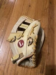 Louisville Slugger LPS10 Rht Baseball Softball Glove Big Daddy 13" Player Series. Fixed Price $22.50.