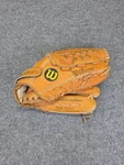 Wilson Optima Gold Series OG5 A9841 Softball Glove Cowhide Right Hand Throw. Fixed Price $20.49.