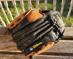 Wilson A350 125 Leather Baseball Glove Mlb Pro-tech Padding 1/2" Rh Throw. Fixed Price $22.00.