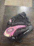 Easton TFP125 Fast Pitch Baseball Glove 1/2 Rht Leather Palm Black & Pink. Fixed Price $10.00.