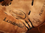 Louisville Slugger Right Handed Catchers Mitt. Fixed Price $44.00.