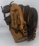 Btg Wilson Youth Model A2295 Tone Leather George Brett Baseball Glove Mitt Rh. Fixed Price $15.85.