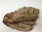 National N509 Professional Model Leather Glove Mitt Right Handed Thrower. Fixed Price $24.95.
