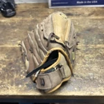 Wilson A440 Fast Pitch Monsta Web Rht Softball Glove 11.5" Leather A0440 TAR115. Fixed Price $15.00.