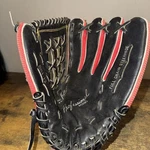 Professional Model Baseball Glove SSI-12 Black Rht Style Pocket. Fixed Price $14.99.