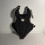 Wilson Youth Ez Gear 2.0 Catchers Chest Protector Black Great Shape. Fixed Price $17.99.