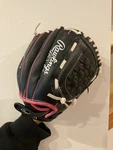 Tee Ball Rawlings Players Series 10.5 Inches Right Hand Throw Glove/mitt PL105PW. Fixed Price $17.99.