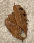 Vintage Rawlings Andre Dawson Left-hand Thrower 9.5" Baseball Glove Mitt RBG170. Fixed Price $13.99.