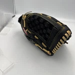 Rawlings Renegade R125B 12.5 Inches All- Leather Shell Glove. Fixed Price $29.95.