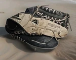 Akadema AXX21 Precision Series 12.75 Rht Baseball Softball Glove Reptilian Claw. Fixed Price $99.99.