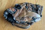 Easton NAT44 Natural Series 11.25 " Leather Baseball Glove Right Hand Throw. Fixed Price $14.99.