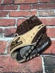 Discontinued Mizuno Fanchise Baseball/softball Glove (gfn 1102) Rht. Fixed Price $25.00.