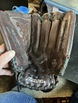Mizuno 12.5" Fast Pitch Rht Fullgrain Leather Softball/baseball Glove GSP1256DBR. Fixed Price $28.00.