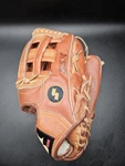 Ssk Rht 12IN Baseball Glove DPG-430. Fixed Price $22.00.