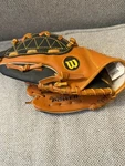 Wilson A2760 EC1 Easy Catch Youth Baseball Glove. Fixed Price $15.00.