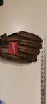 Rawlings Derek Jeter 10.5" Youth Glove RBG05AB. Mitt For The Lefties!. Fixed Price $14.99.