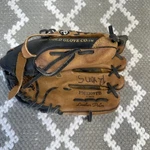 Rawlings Baseball Glove Right Handed Thrower 11 Inches PM1309TB Rht Leather. Fixed Price $9.00.