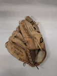 Wilson George Brett A2352 Baseball Glove Right Hand Catch. Fixed Price $19.99.