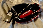 Nwt Rawlings Baseball Glove Mitt Youth Player Preferred Series 11.5" Lht PL110G. Fixed Price $14.95.