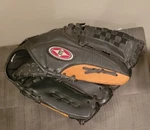 Easton BMX125 Fits Left Hand 12" Pattern Baseball Glove Vrs Palm Pad Preowned. Fixed Price $15.95.
