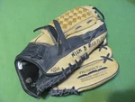 Mizuno Power Close 11" Prospect Gpp 1102 Rht Baseball Glove. Fixed Price $16.95.
