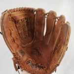 Rawlings RTD51 13.5 Baseball Softball Glove Right Hand Throw Special Edition Vg. Fixed Price $69.99.