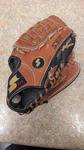 Ssk Dimple Ii USG-60 Professional Baseball Glove Brown Leather Rht. 10.5 Inch. Fixed Price $24.99.
