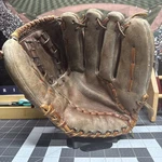 60 Era Spalding 42-3321 Bob Gibson Autograph Model 11" Rht Glove, Vintage.. Fixed Price $39.00.