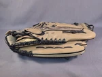 Louisville Slugger Dynasty Series DY1351 Baseball Glove 13.5" Rht Tan Brown. Fixed Price $13.59.