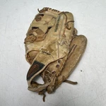 Louisville Super Slugger Hillerich & Bradsby LSG76 Baseball Glove Rht. Fixed Price $24.99.