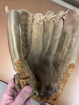 Rawlings Or 723 Basket Web 12.5" Baseball Softball Glove Right Hand Thrower. Fixed Price $14.99.