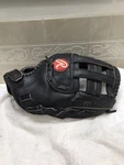Rawlings SG96B Premium Series 13.5 Fully Broken Softball Glove Right Throw. Fixed Price $110.00.