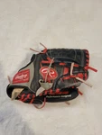 Rawlings Savage Youth Baseball Gloves Reg S10GB Right Hand Throw. Fixed Price $12.00.