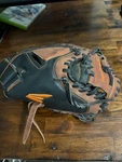 Use Game Ready Easton Mako Elite MKEY2 32 Baseball Catchers Mitt Glove Rht. Fixed Price $74.99.