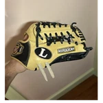 Louisville Slugger Omaha Flare. Fixed Price $85.00.