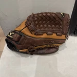 Mizuno Prospect Gpc 1151T Max Flex 11.5 Baseball Glove Right Handed Thrower Rht. Fixed Price $14.50.