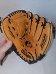 Wilson Model 2451 11" Baseball Glove Mitt Rh Thrower Best For Ages 6-10. Fixed Price $15.62.
