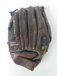Wilson A905 3XCM A0905 32 3/4 Leather Baseball Glove - 12.5" Rht Catchers Mitt. Fixed Price $23.95.