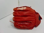 Rawlings Hightlight Series Red Baseball Giove(left HAND)H105S Leather. Fixed Price $14.00.