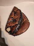 Easton Natural Series, NAT20 Catchers Mitt Glove Rht. Pre-owned Good. Fixed Price $24.57.