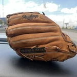 Rawlings Horween PRO1000-3T. Fixed Price $200.00.