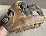 Vintage Mizuno World Win Usa MWV-501 Brown Leather 11 Baseball Glove. Fixed Price $49.95.