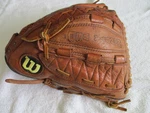 Wilson 12" A9650 FP1 Womens Fast Pitch Softball / Youth Baseball Glove Rht. Fixed Price $24.89.