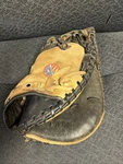 Valle VAL-10 Catchers Mitt Rht Rare. Fixed Price $139.99.