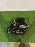 Louisville Slugger Tps Zephyr Baseball Fielder Glove (Z1201) Rh. Fixed Price $18.00.