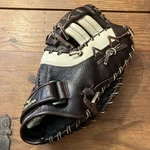 Mizuno Gxf 92 12.5" Premium Franchise Leather First Base Glove Right Hand Throw. Fixed Price $39.99.