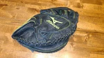 Mizuno GXS-92D 34 Women Girls Fastpitch Softball Catchers Mitt Glove Rht. Fixed Price $115.00.