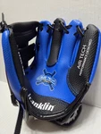 Franklin Ready To Play Blue T-ball Rht Glove 8.5 Mitt 22882. Fixed Price $5.79.